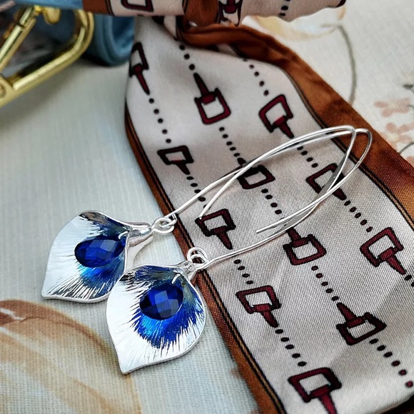 2 for $28 Lovely Orchid Threader Hook Earrings - Picture 2 of 3